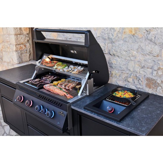 Kuchnia zewnętrzna Napoleon Oasis z Grillem do zabudowy serii 700 Phantom